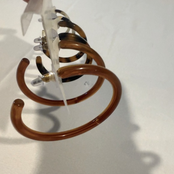 Francesca’s 5-Pack Resin Hoop Earring Set | Neutral Tones | NWT - Picture 5 of 8